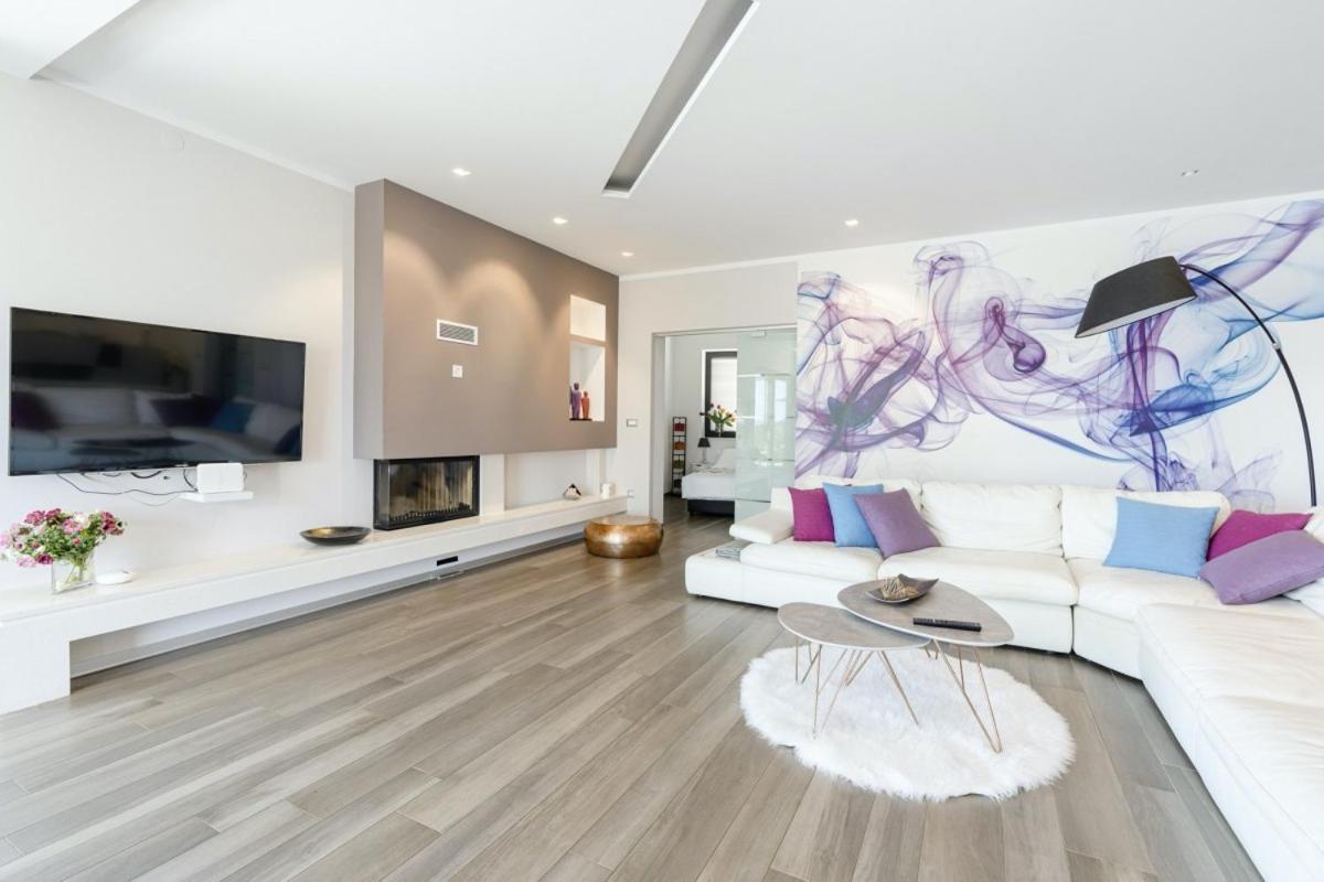 Villa Pedena In Sveta Katarina - Haus Fuer 8-10 Personen Benazici Exterior foto